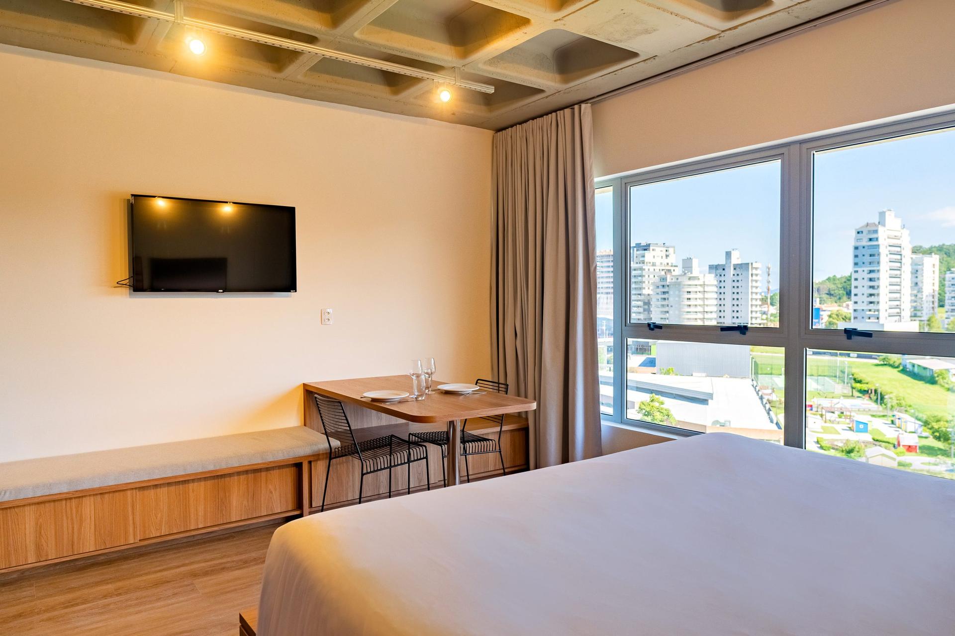 Atrium Studios by Xtay: sua hospedagem no coração do Passeio Pedra Branca Atrium Studios by Xtay: sua hospedagem no coração do Passeio Pedra Branca