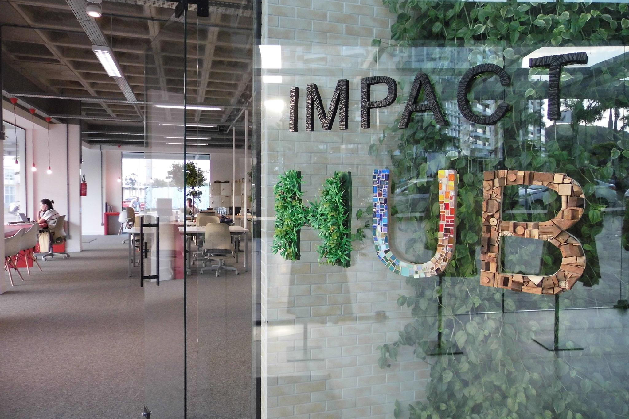 Impact Hub Pedra Branca oferece a opção de escritório virtual